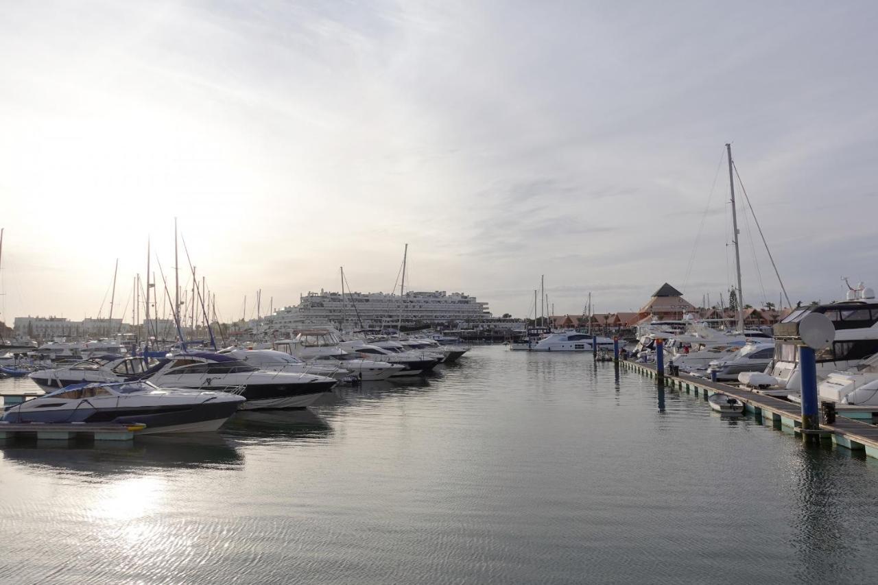 Hopstays Vilamoura All In - Marina View Apartment Quarteira Ngoại thất bức ảnh